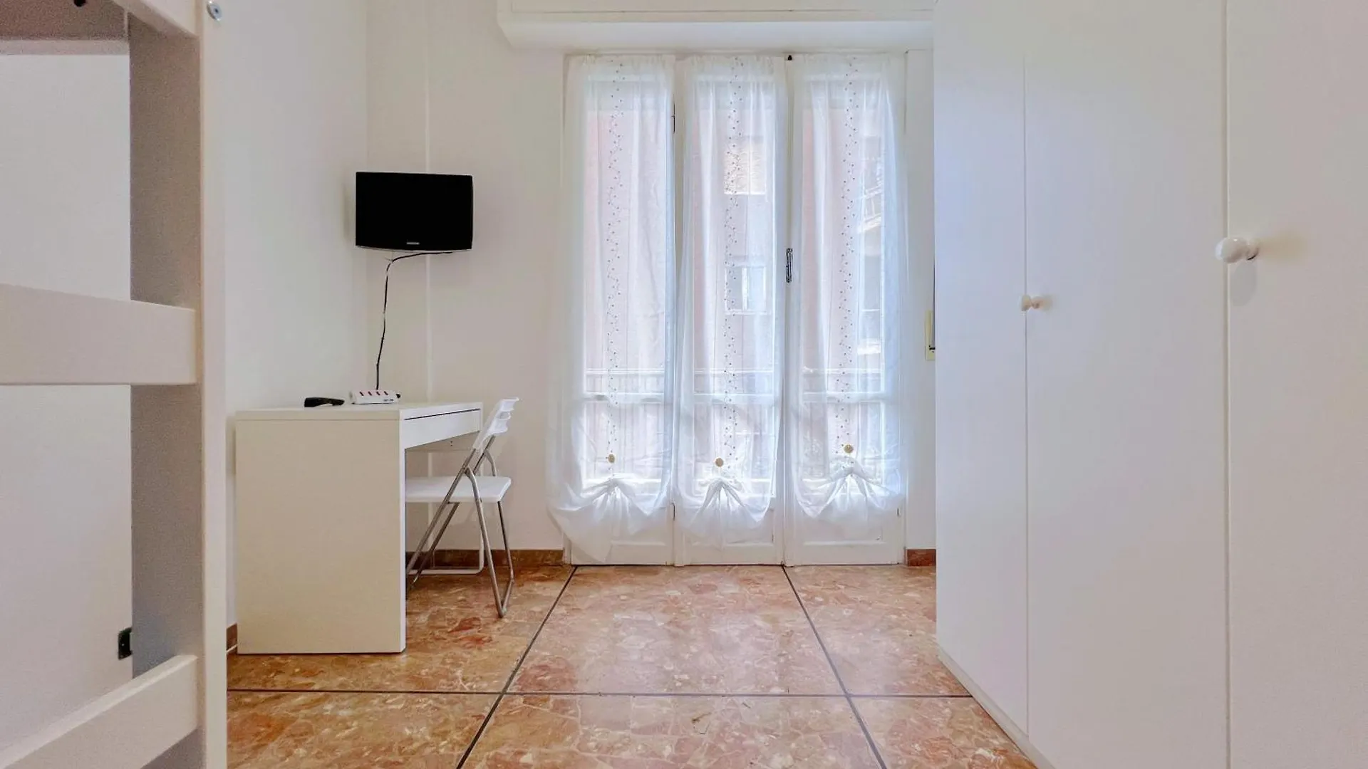 Ampio Appartamento Con Vista Varazze Apartment
