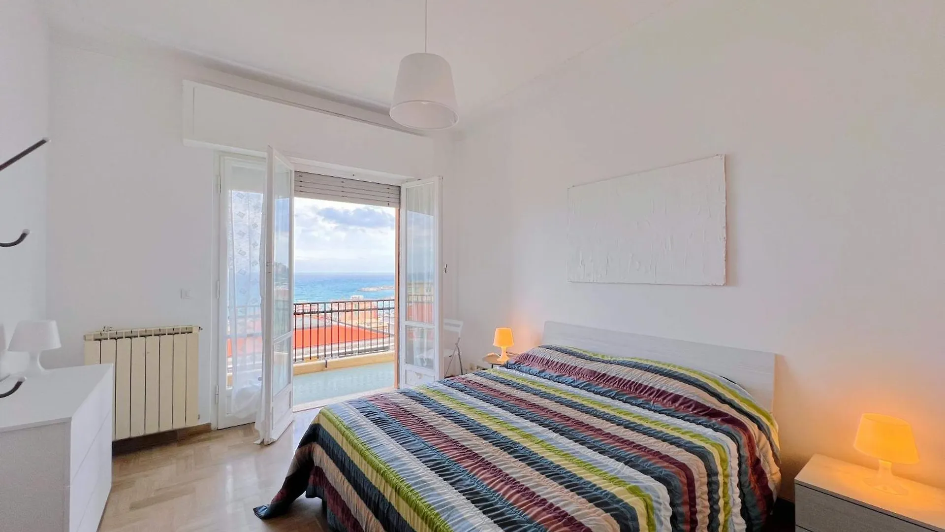 Apartment Ampio Appartamento Con Vista Varazze